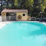 Villa avec piscine, jardin de 8000m2, cuisine extérieur à 20min de Carcassonne