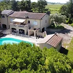 Villa avec piscine, jardin de 8000m2, cuisine extérieur à 20min de Carcassonne