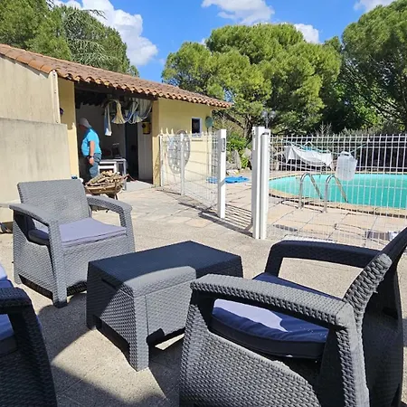 Villa Au Calme - Piscine, Ping Pong, Jardin 8000m²